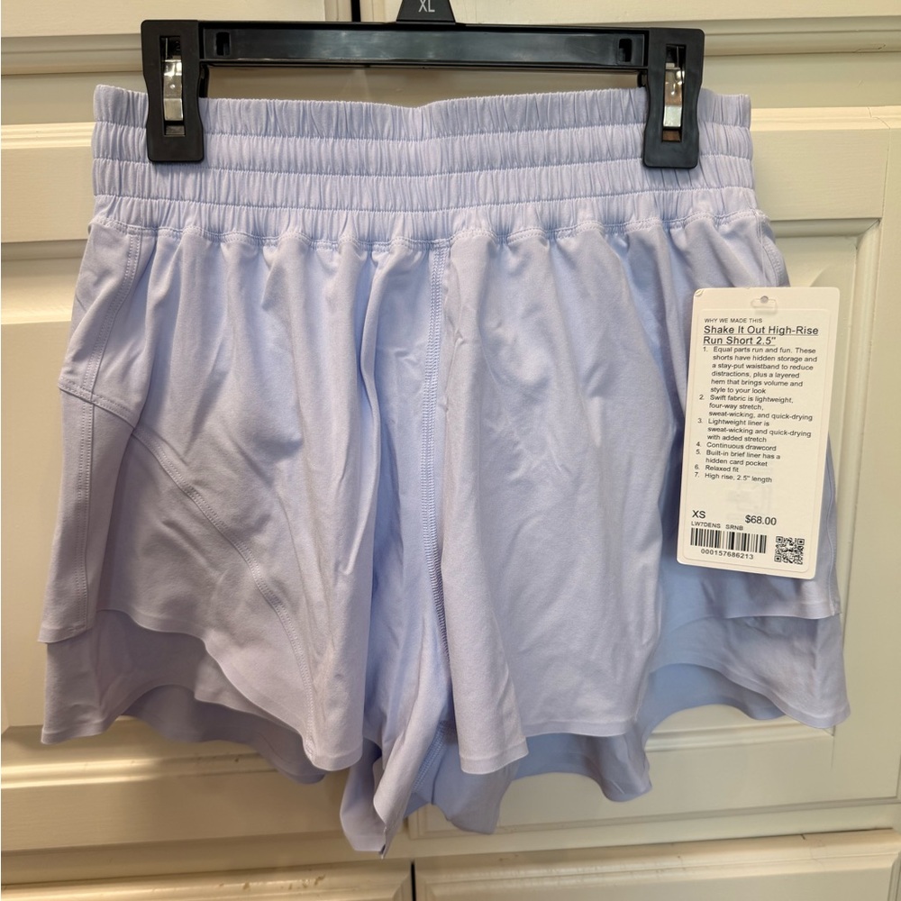 Lululemon shake it out high rise shorts, size XS, NWT